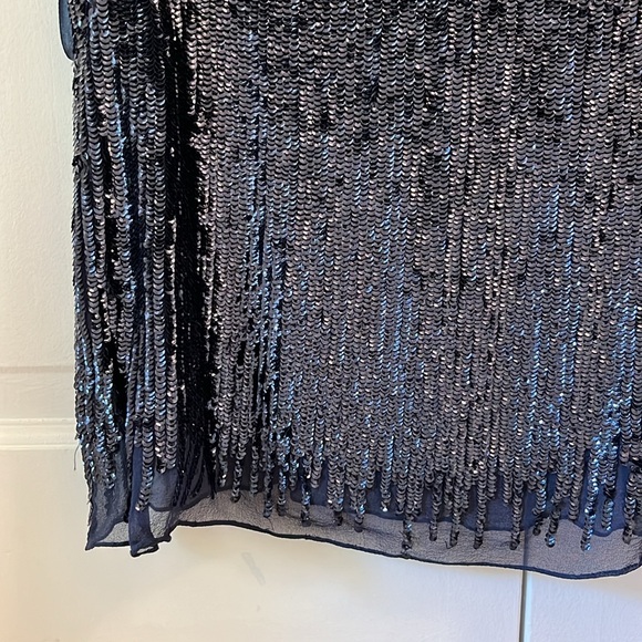 Navy blue sequins top ✨ - Picture 5 of 8